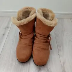 女児　NUOVO ブラウンスエードファーブーツ S