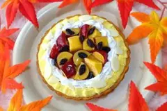 サツマイモとレーズンのホールタルト　フェイクスイーツ