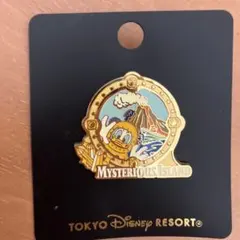 Disney WDWキャスト限定 TDLシンデレラ城 ピンバッジ Disney WDWキャスト限定 TDLシンデレラ城 ピンバッジ - メルカリ