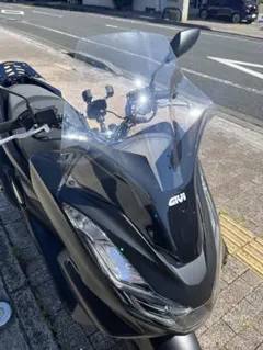 GIVI フロントスクリーン／HONDA PCX160 取扱説明書付き GIVI フロントスクリーン／HONDA PCX160 取扱説明書付き GIVI