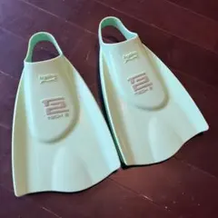 hydro TECH 2 フィン ライトグリーン　サイズ8-9