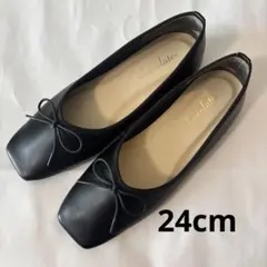 スクエアフラットシューズ 24cm ブラック