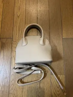 本日までの値下げOSOI ハンドバッグ アイボリー 本日までの値下げOSOI ハンドバッグ アイボリー - メルカリ