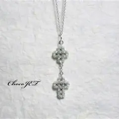 チェコクリスタルビーズのダブル・クロスネックレス　緑色