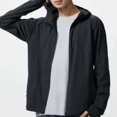 ユニクロ　ドライEXUVカットフルジップパーカ　ブラック　lサイズ