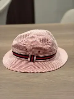 赤と白のストライプ バケットハット