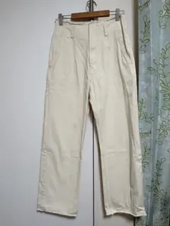 mysty woman アイボリーデニムパンツ 前後ポケット付き