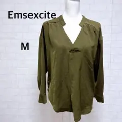 エムズエキサイト　Vネックシャツカットソー　プルオーバー　カーキ　M