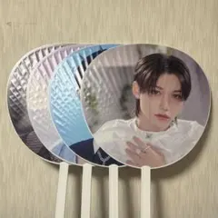 StrayKids felix うちわ4枚、うちわケース