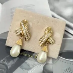 【極美品】Dior✨ ピアス イヤリング ドロップパール調 ゴールド系 m307