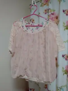 アクシーズファム　トップス