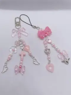 ビーズキーホルダーストラップ　コレクトブック　韓国　平成y2k リボン　チャーム