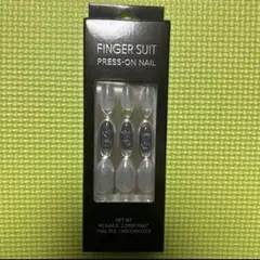 【新品未開封】フィンガースーツプレスオンネイル✦ウィンターベリー〈オーバル〉