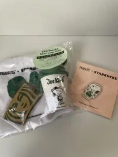 スターバックス　PEANUTS 　ミニカップギフト　 ピンバッジ ピンク