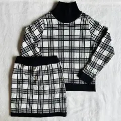 チェック柄タートルネックセットアップ