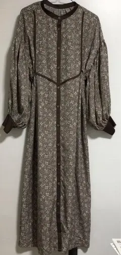 Bab 柄ワンピース