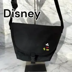 ディズニーストア　ミッキー　メッセンジャーバッグ　クローズアップ　ショルダー