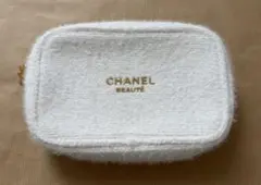 CHANEL BEAUTE ポーチ ホワイト ファーのサムネイル