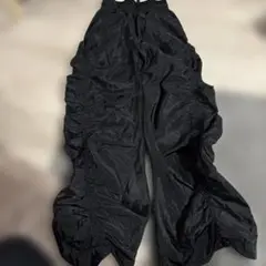 ブラック サイドギャザー パンツ M