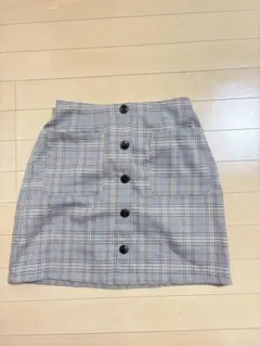 GU チェック柄 ボタン付きタイトスカート Mサイズ