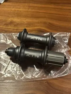 SHIMANO XTR FH-M950 32H 純正QR付 グレー 新品未使用 SHIMANO XTR FH-M950 32H 純正QR付 グレー 新品未使用 - メルカリ