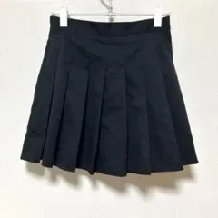 黒　スカート