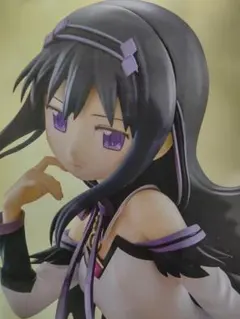 劇場版 魔法少女まどか☆マギカ 暁美ほむら フィギュアのサムネイル