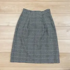 Item thumbnail for item e75636c7-169a-438c-bfa8-464a0d3a7402