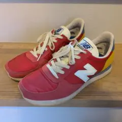 ブルー スニーカー