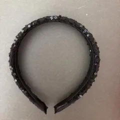 ブラックビーズ刺繍カチューシャ