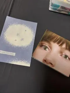 TOMOO / TWO MOON クリアファイル 非売品 TOMOO 「TWO MOON」クリアファイルとZINE - メルカリ