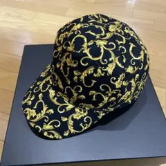VERSACE バロック柄 キャップのサムネイル