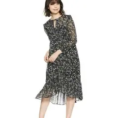 新品未使用☆スナイデル ラメドビーフラワープリント ワンピース