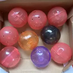 カプセルトイ　カプセル8個セット