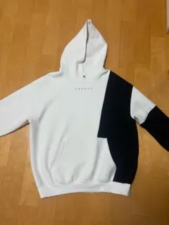 CRONOS フード付きパーカー ホワイト/ブラック