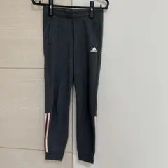 adidas スウェット　レディース