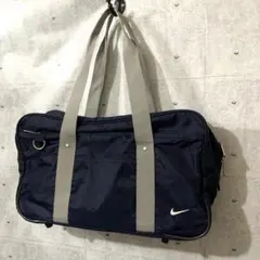 90s - 00s old NIKE 刺繍ロゴ 大容量 ボストンバック 旅行 2025年最新】nike ボストンバッグ 90sの人気アイテム - メルカリ