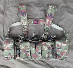 スタンダート　チエストリグ　(フロントジッパー）陸自迷彩　TANカラーバックル スタンダート チエストリグ (フロントジッパー）陸自迷彩 TAN