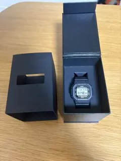 G-SHOCK DW-5600 ブラックのサムネイル