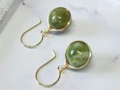 岫玉(シュウギョク)ピアス14kgf