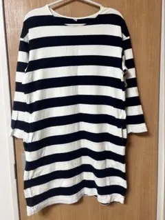 UNIQLO ボーダー　カットソー Ｌサイズのサムネイル