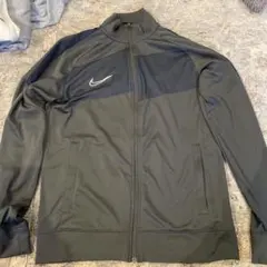 Nike ブラック トラックジャケット