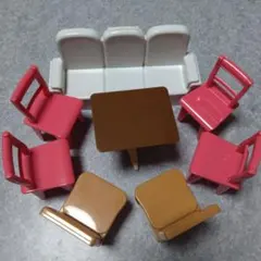 リカちゃん 家具セット 白ソファ ピンク椅子