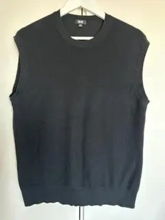 UNIQLO ニットベスト ブラック M