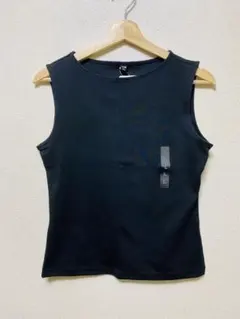 UNIQLOタグ付き　ボートネックノースリーブT 黒L
