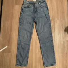 ZARA ライトブルー ストレートデニム