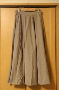 LBC　ロングスカート　ピーチスキン　グレイッシュベージュ　ブラウン