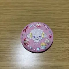 サンリオ刺繍缶バッジ　こぎみゅん