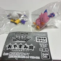 デジモン おやすみ隊 カプセルトイ　テイルモン　ピヨモン