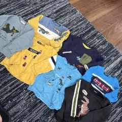 Klädkåp 恐竜デザイン トレーナー 90〜110センチ
